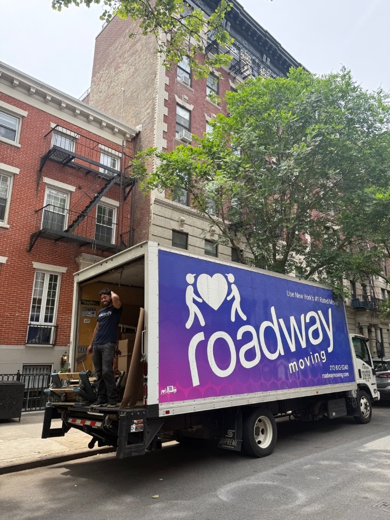 Photo by Taylor Nicole Reynolds of Roadway Moving - Large