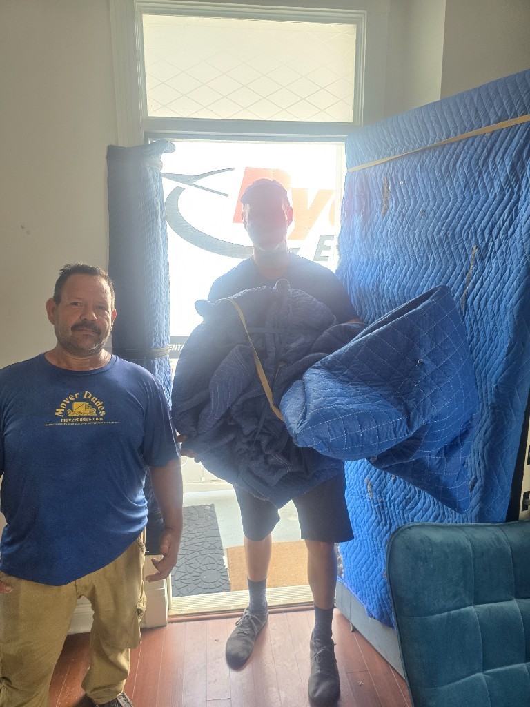 Second photo by Janet Miller of Mover Dudes - Large