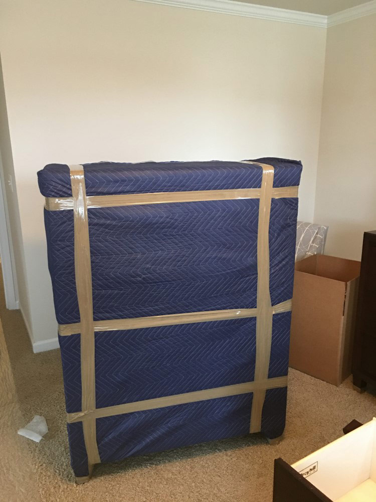 Second photo by Oleksii Podopryhora of One Way Van Lines - Large