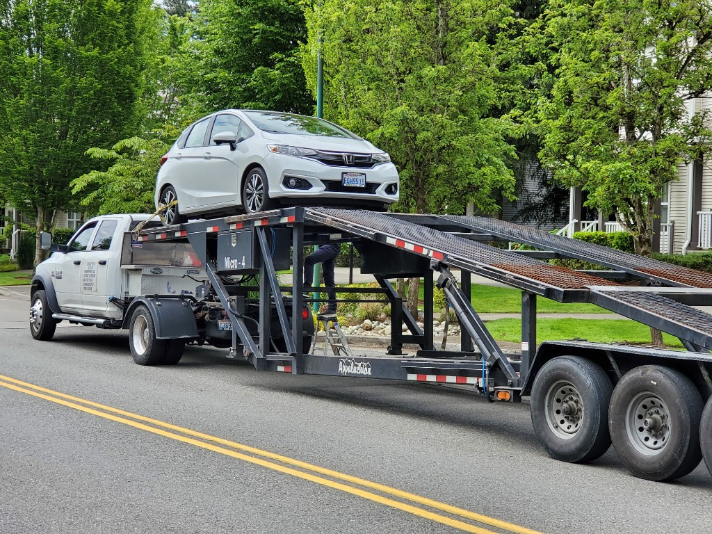 Photo by Pravin Tiwari of Sonic auto transport - Large