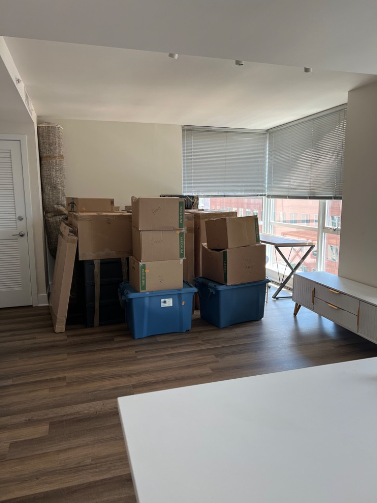 Photo by Tasian Berryman of Helix Moving And Storage - Large