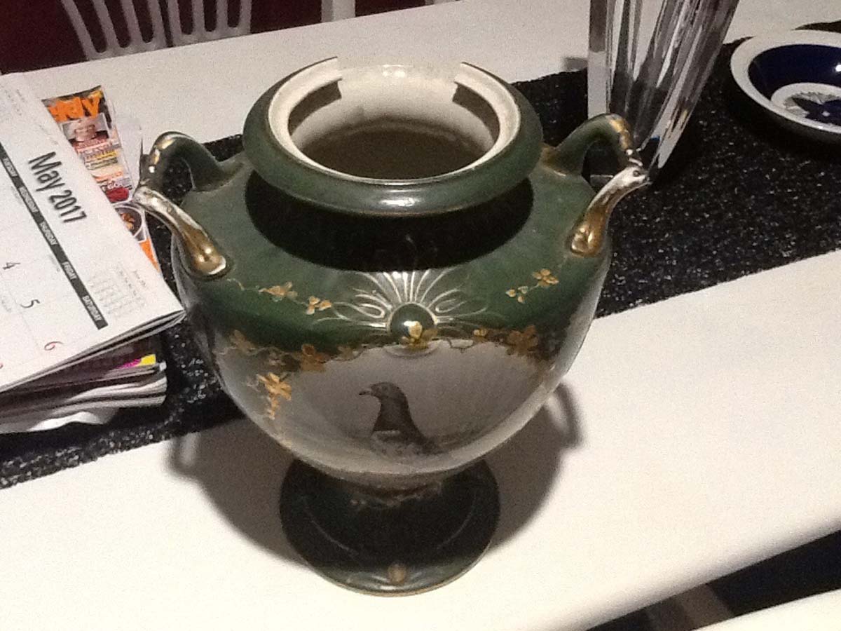 Photo by Caryll Beck of Pickfords - Large