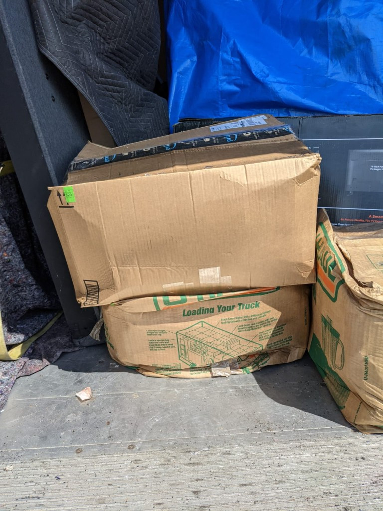 Second photo by Lerena Holloway of Smart Van Lines - Large