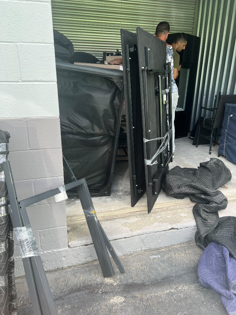 Second photo by Tarelle Tolson of Southern Elite Van Lines - Large