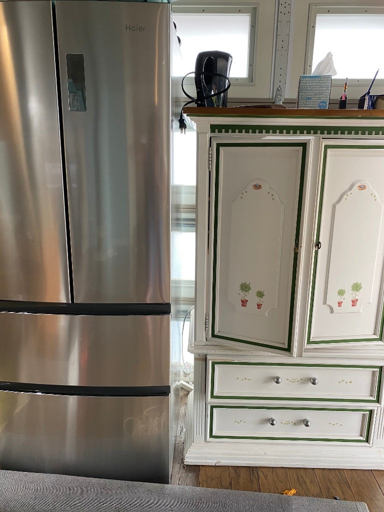 Second photo by Toni Johnson of American Standard Moving & Storage - Large