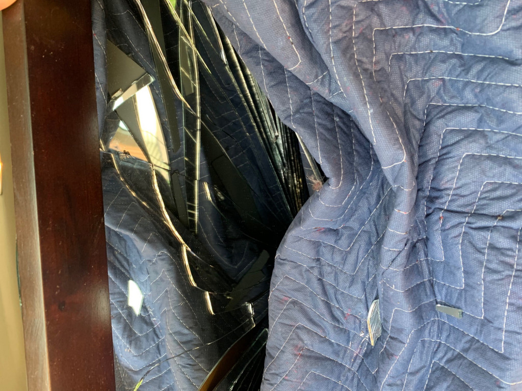 Photo by Mark Safari of Green Movers of America - Large