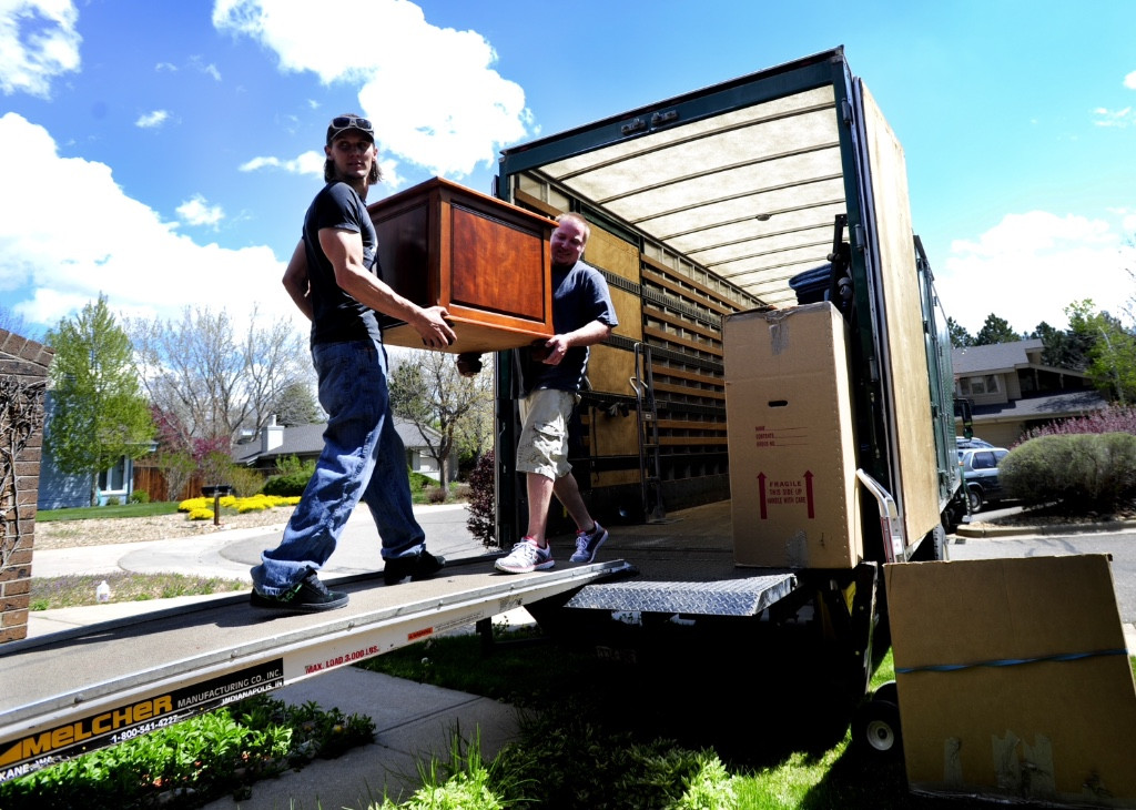 Second photo by Belinda Rochester of All Pro Moving Group LLC - Large