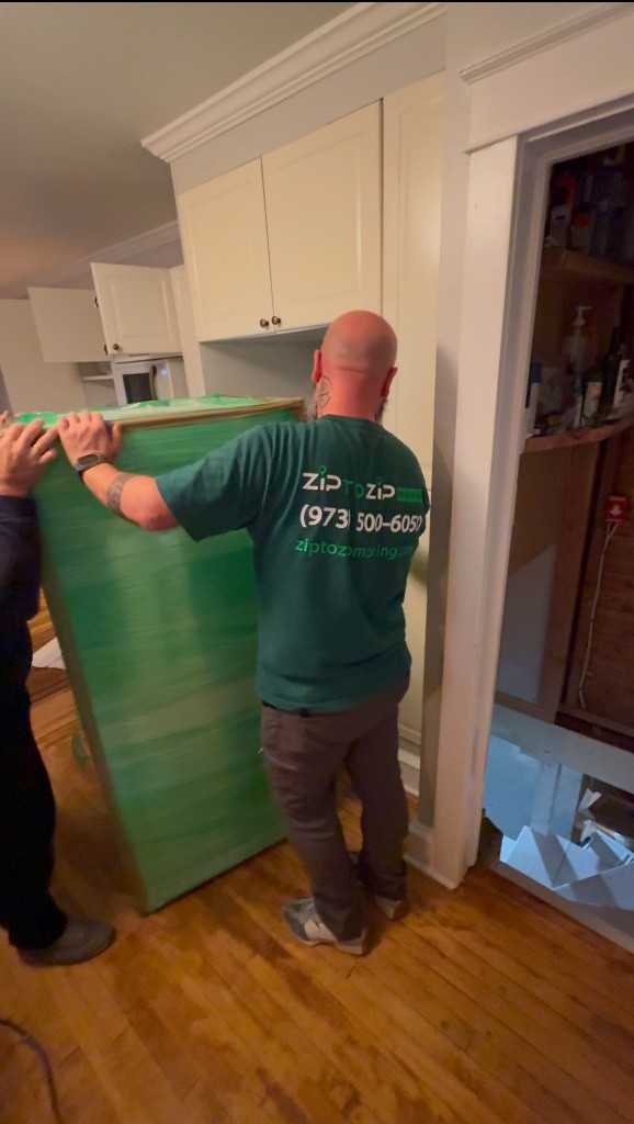 Photo by John Tommy Riordon of Zip To Zip Moving Inc - Large