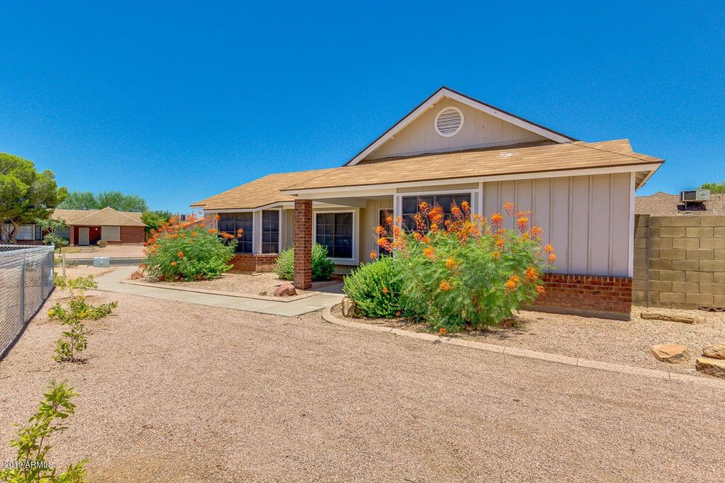 Second photo by Ralph Esseson of United American Moving - Large