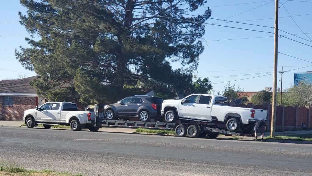 Photo by Joann Outhouse of Sonic auto transport - Large