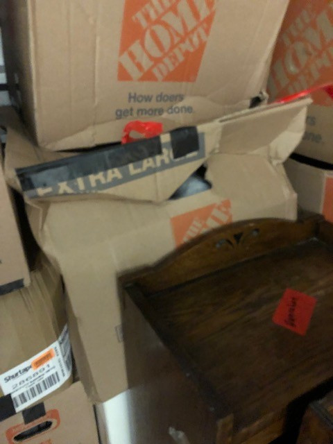 Second photo by Janice Hanrahan of Priceline Logistics LLC - Large