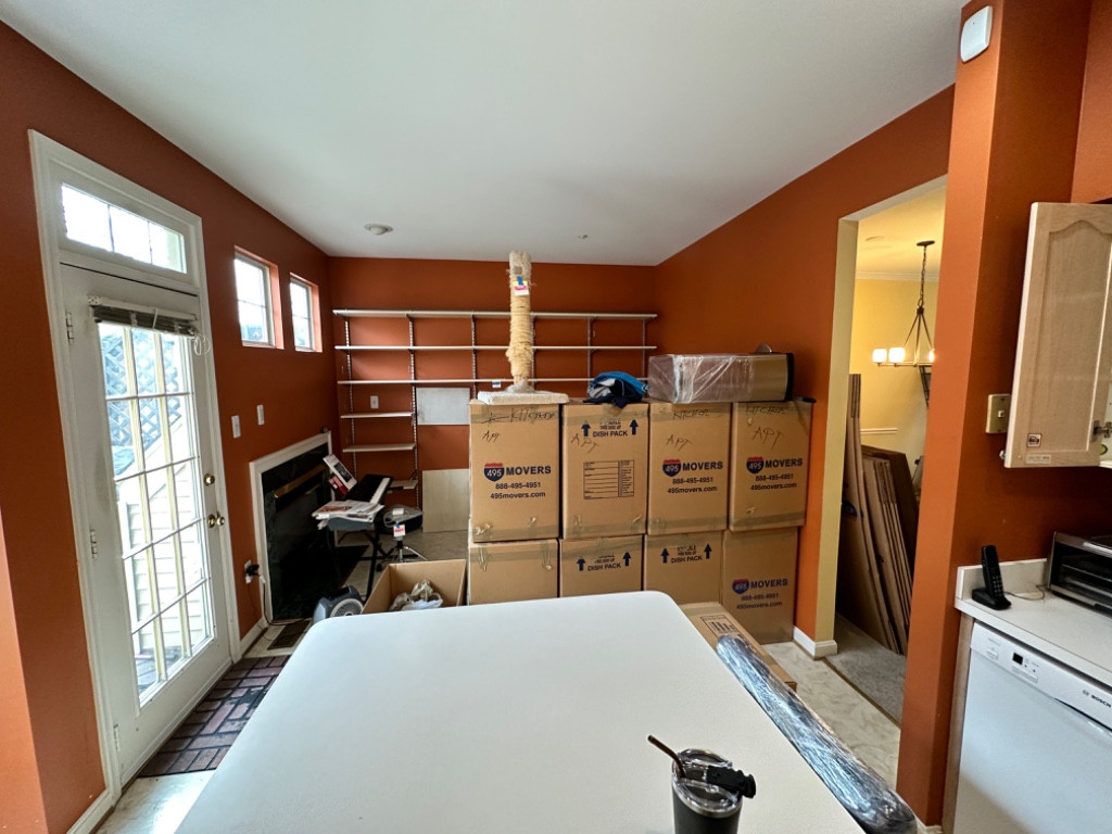 Second photo by Greg Kessel of 495 Movers - Large