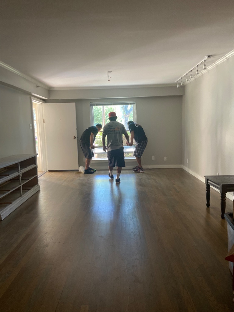 Photo by Robin Anderson of The Move Place - Large