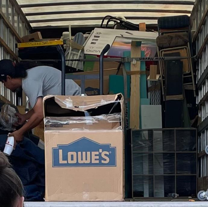 Photo by Linda Powell of 1st Generation Moving - Large