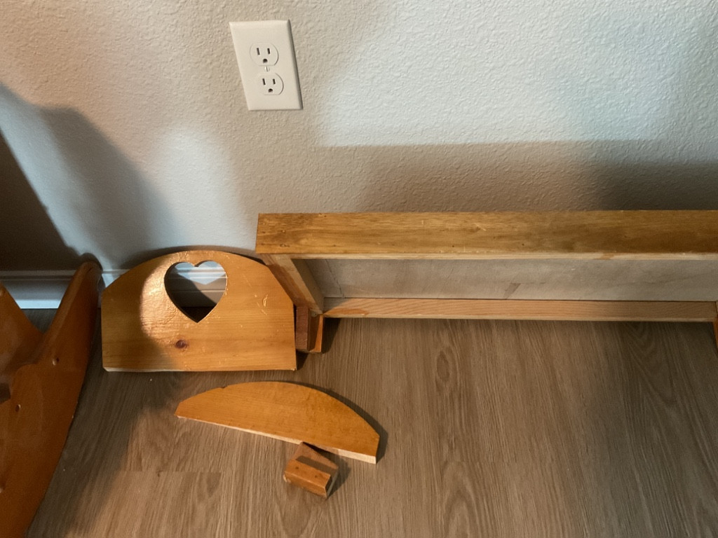 Second photo by Gloria Eubank of Allegiance Van Lines LLC - Large