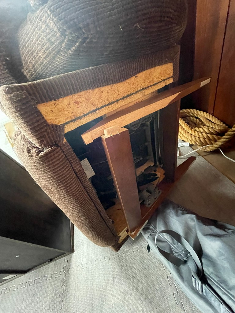 Second photo by Sydney Allen of Safeway Moving Systems - Large