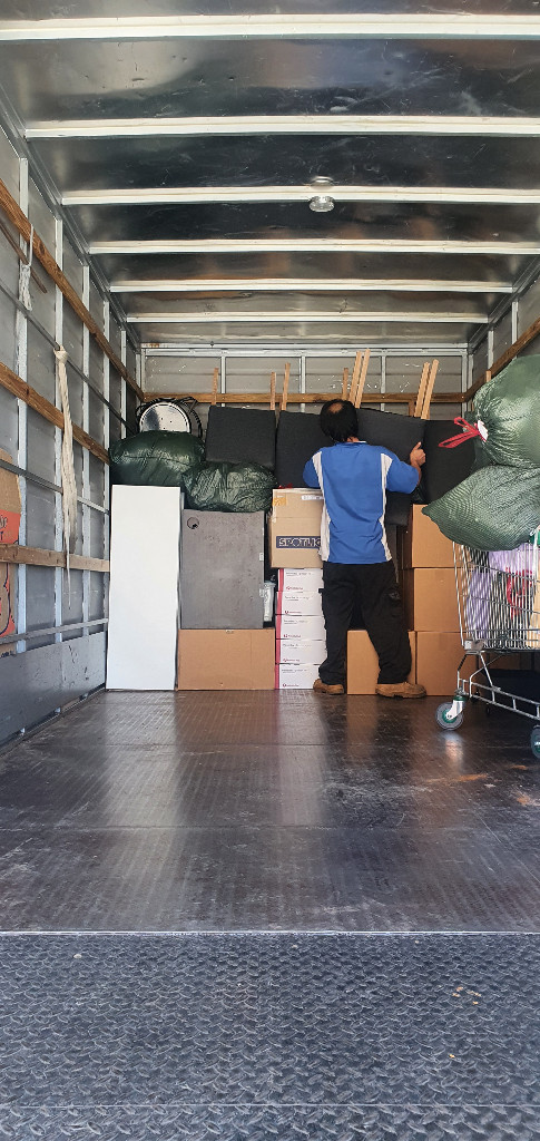 Second photo by Capt Wilson of Bill Removalists Sydney - Large