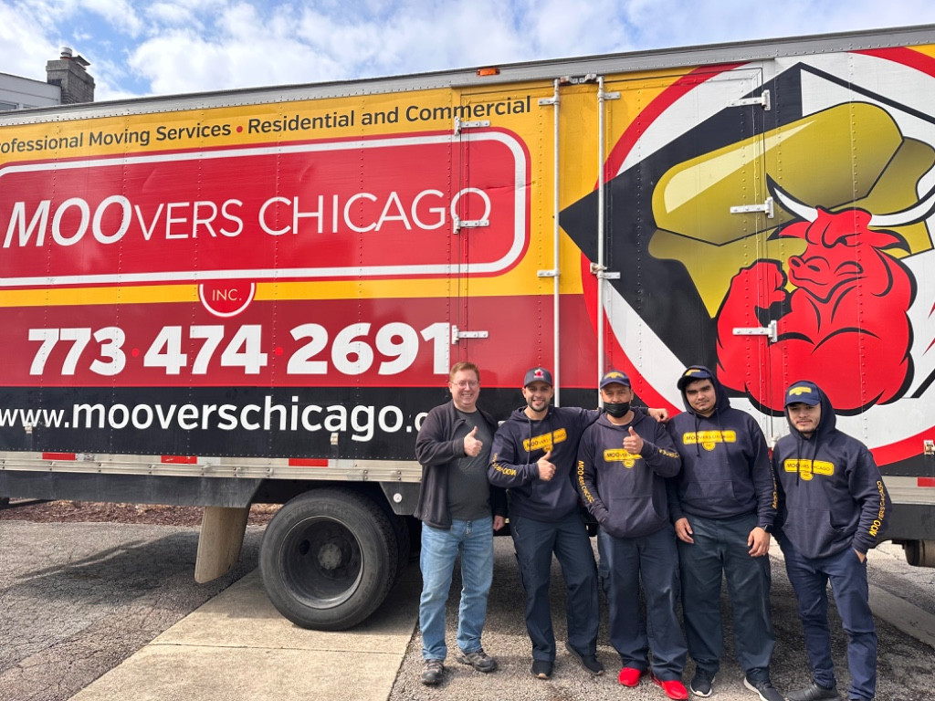 Photo by Paul Bachner of Moovers Chicago Inc - Large