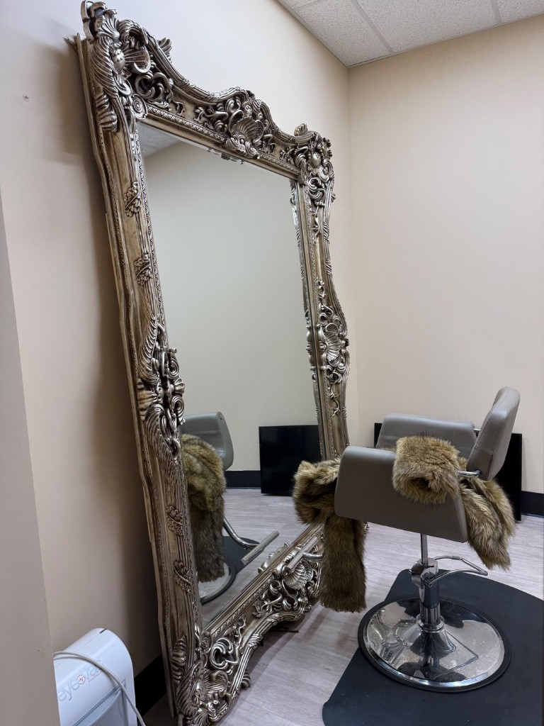 Second photo by Nikita Gibson of Roadway Moving - Large