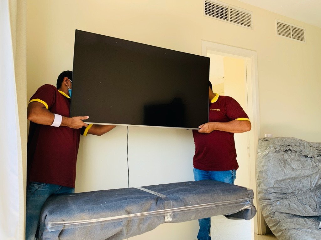 Photo by Mohsin Anjum of Choose & Move - Large