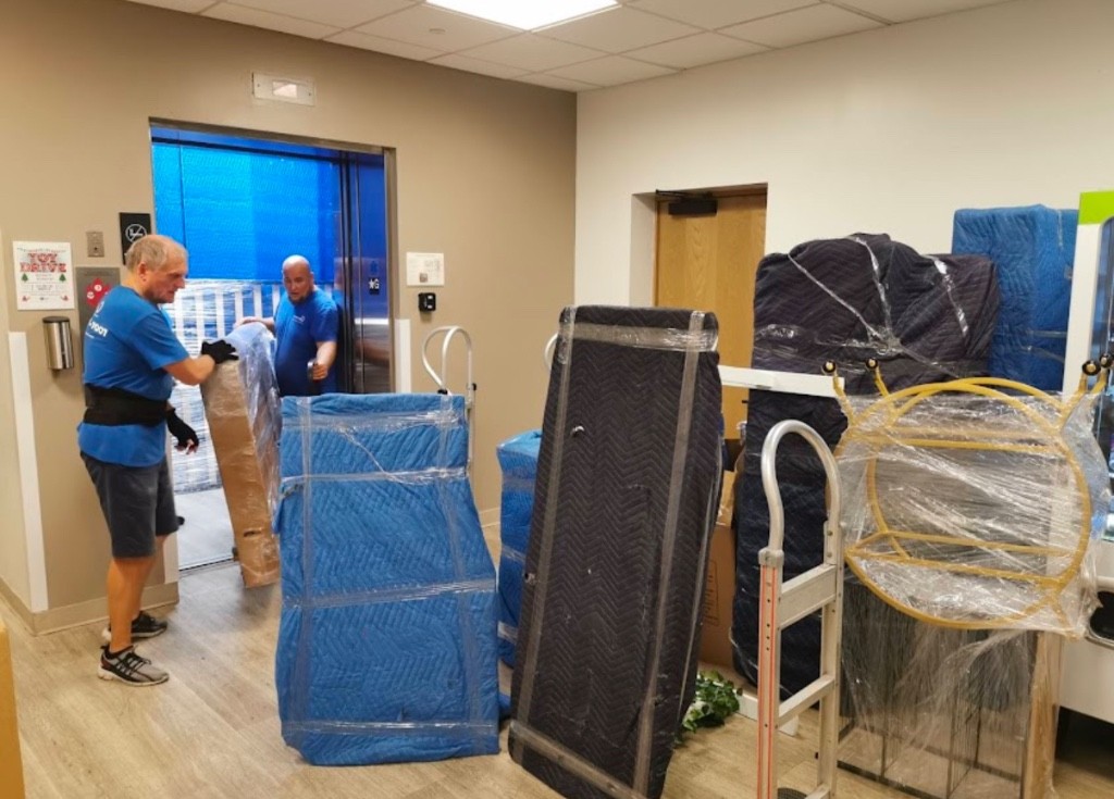 Photo by Max Pellegrini of Arielli Moving - Large