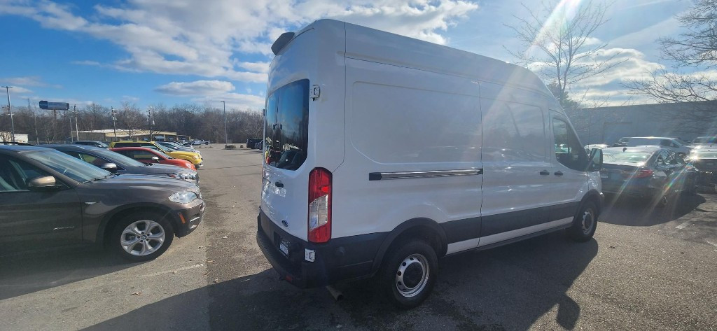 Photo by Josh Hina of Sonic auto transport - Large