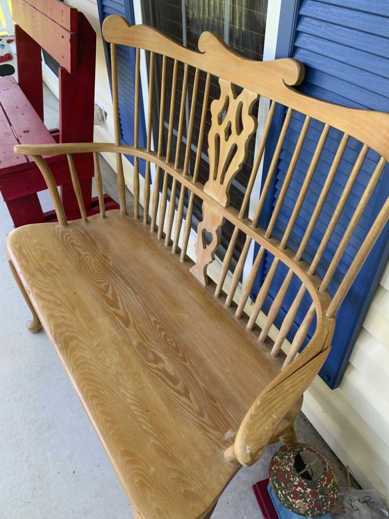 Second photo by Chuck Hathaway of Moving Express and Storage - Large