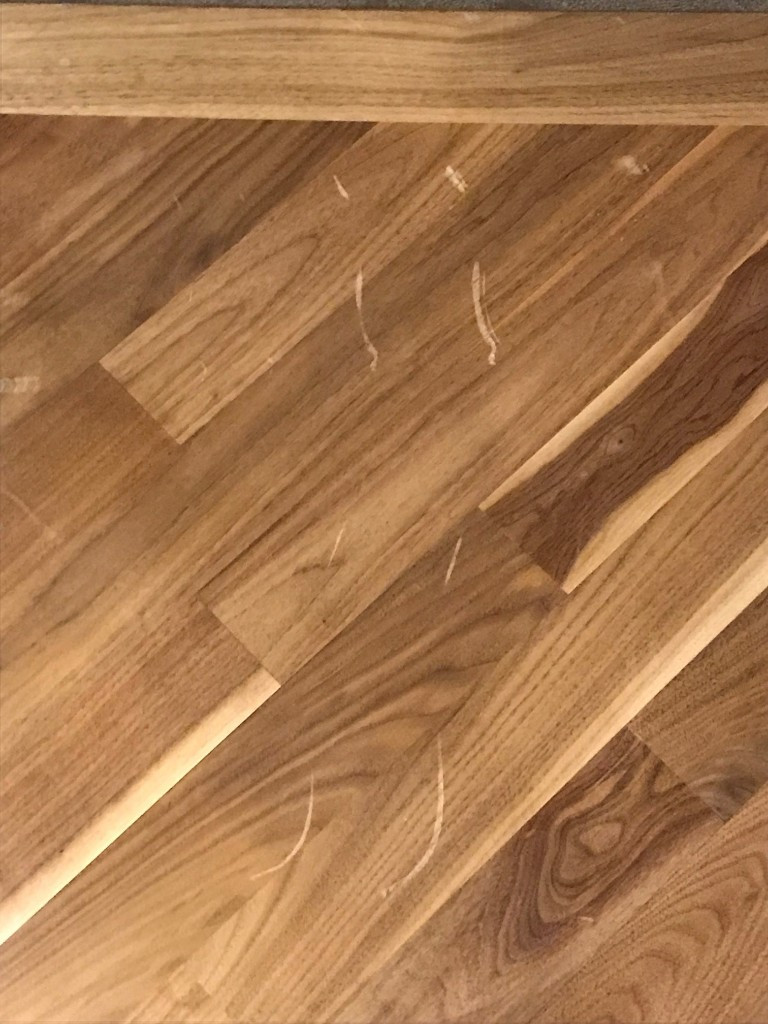 Second photo by Lynda Watson of West Coast Movers Canada - Large