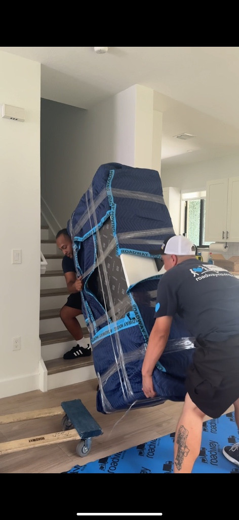 Photo by Rachel Santana of Roadway Moving - Large