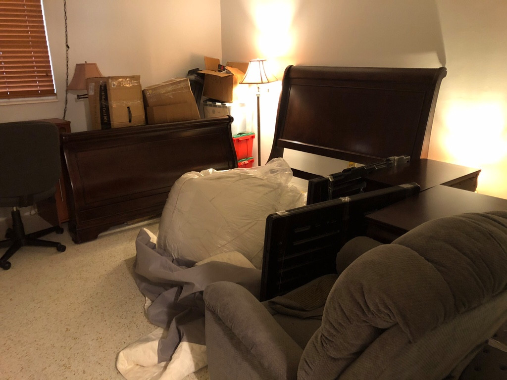 Second photo by Peggy Anderson of Best Movers of America - Large