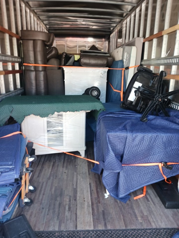 Photo by Tensley Usher of Kenway Moving - Large