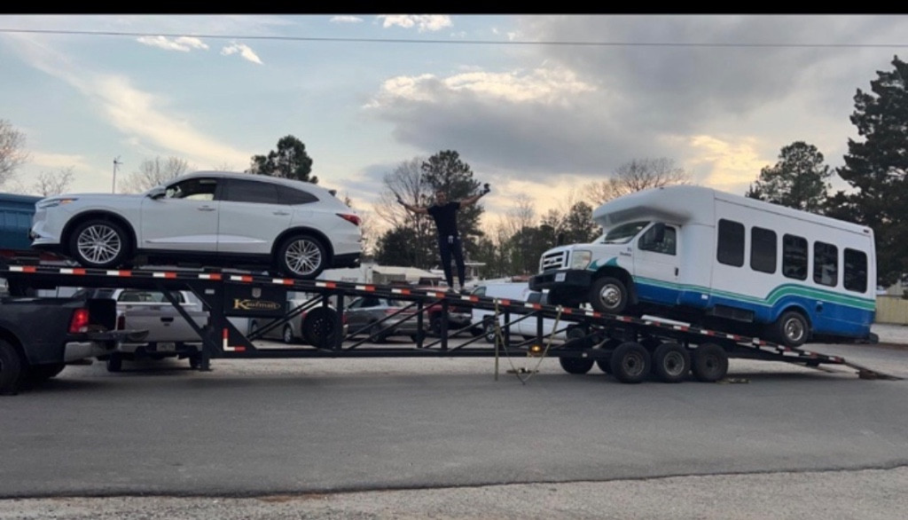 Photo by Lois A Woods of United Freeway Transportation LLC - Large