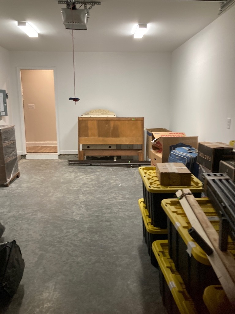 Second photo by Nancy Reading of Southern Elite Van Lines - Large