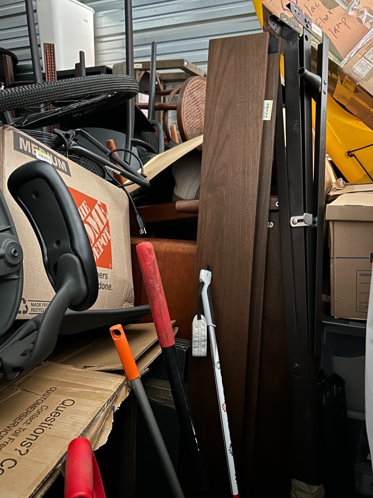 Second photo by Jim Jernigan of Atlas Van Lines - Large