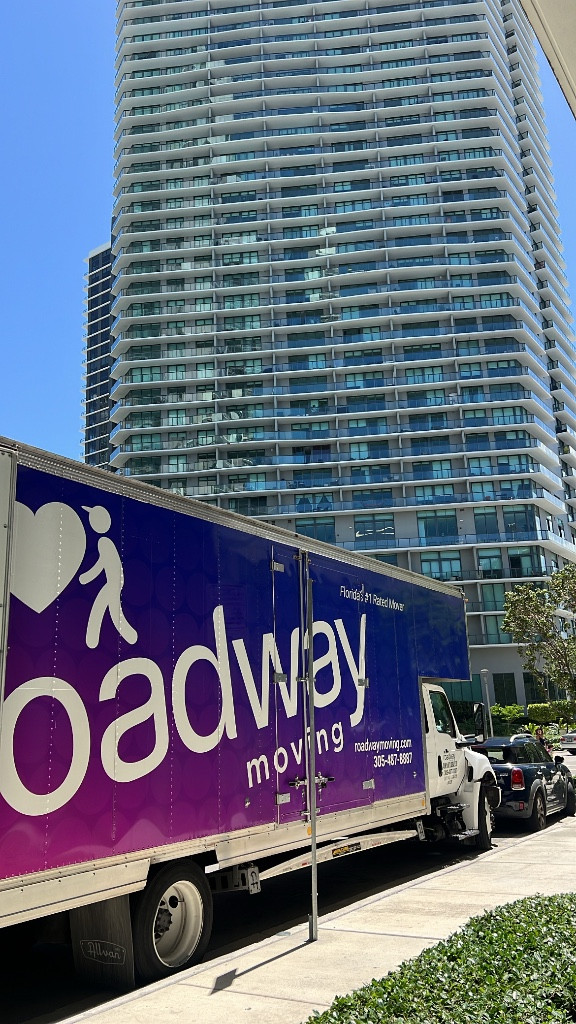 Photo by Monica Vaswani of Roadway Moving - Large