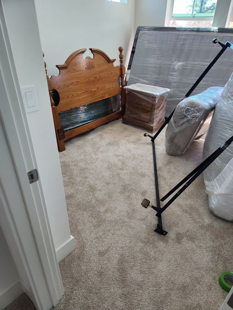 Photo by Mark Dunford of Loadrans LLC - Large