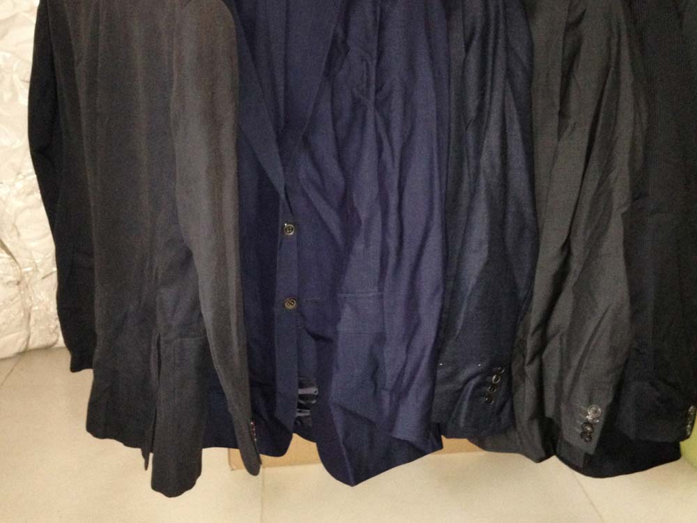 Second photo by Esther of Intraglobe - Large