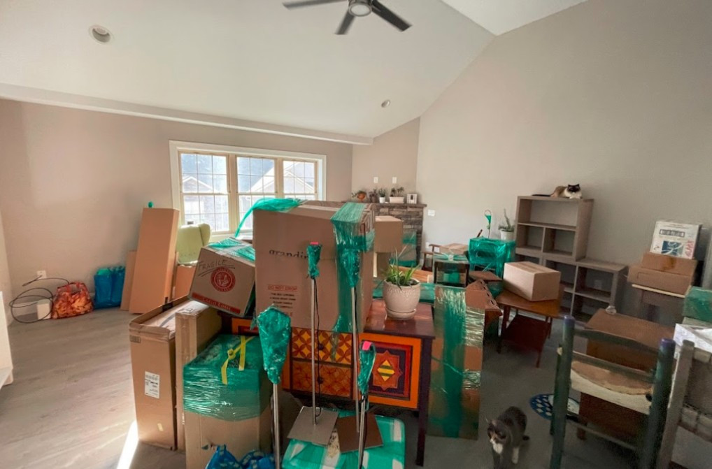 Photo by Kiara Paull of Pegasus Vanlines  - Large