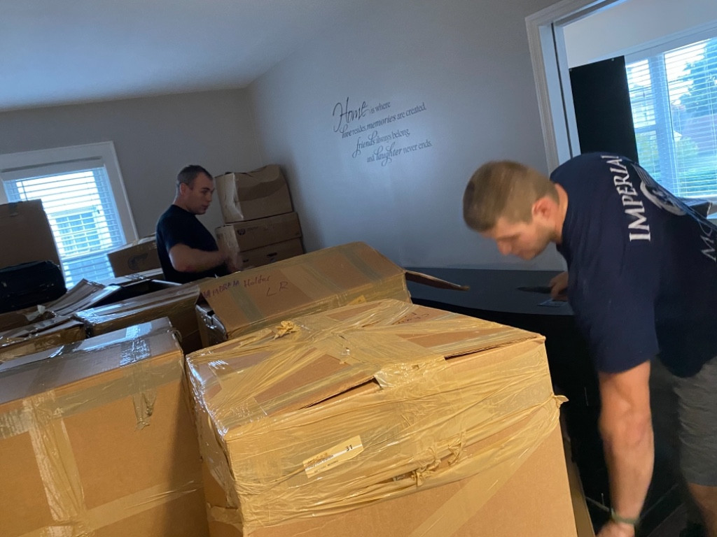 Photo by Israel Rivera of Imperial Moving and Storage - Large