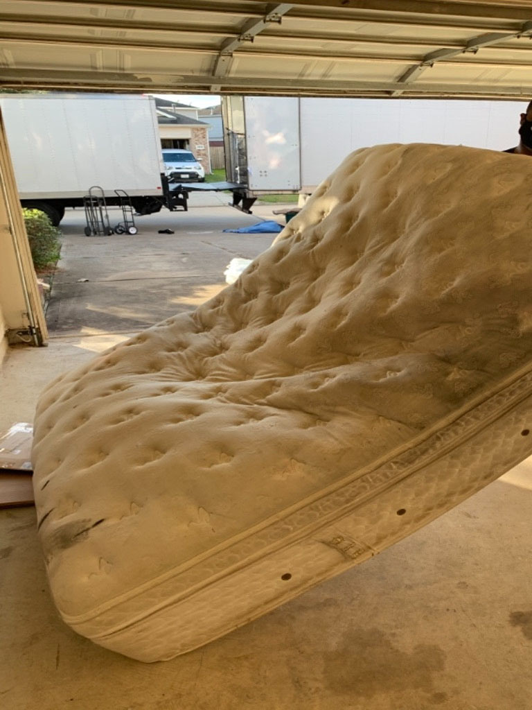 Second photo by Felicia Carr of Trig Moving and Storage - Large