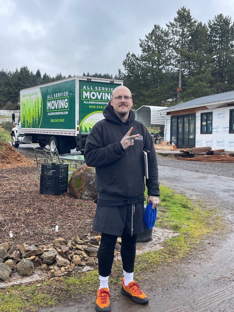 Photo by Kate Bryant of All Service Moving - Large