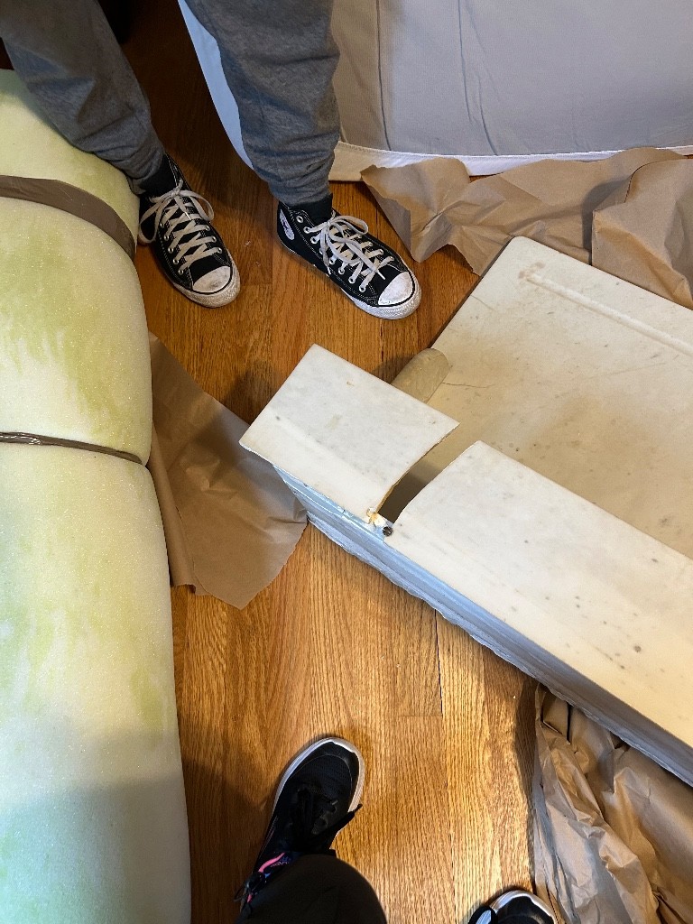 Second photo by Peggy Villarreal of Meta Vanlines - Large