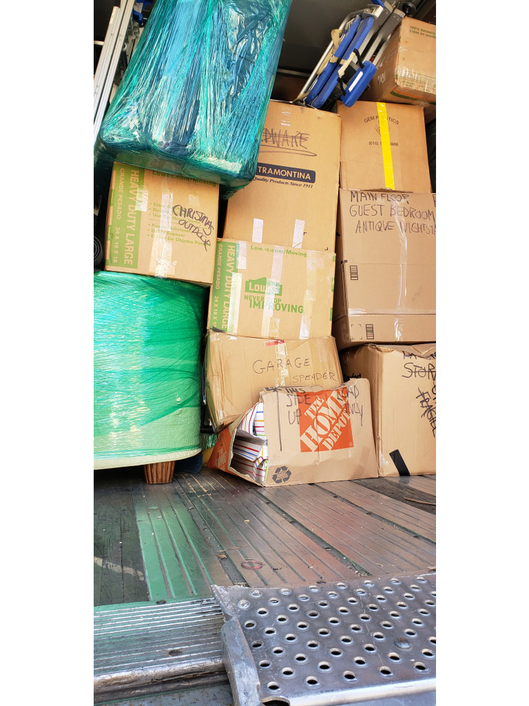 Photo by Pamela Farzan of Quick And Careful Moving - Large