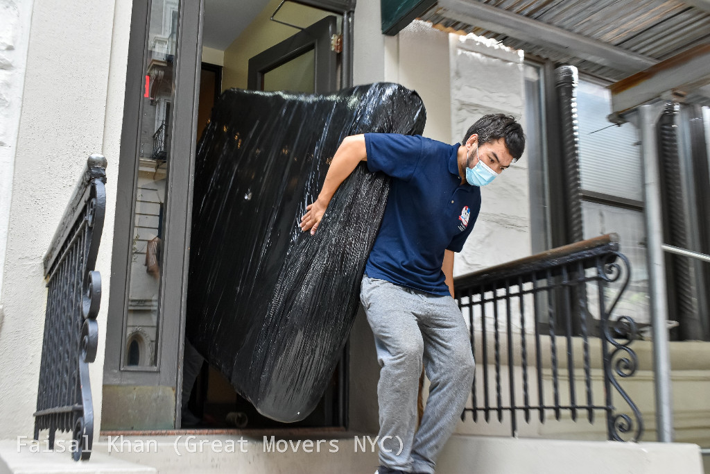 Photo by Prof Adrian Huels of NYC Great Movers - Large