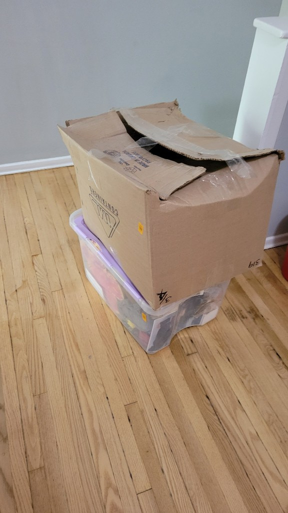 Photo by Jennifer Burley of Diamond Relocation  - Large