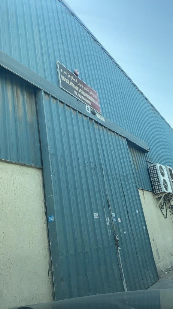 Second photo by Rana Shehroz of Discount Movers - Large