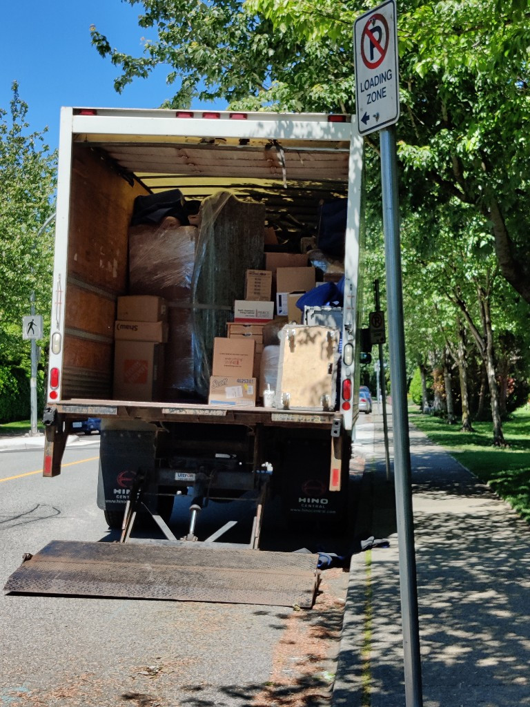 Photo by Cynthia Perez of Aris Moving - Large