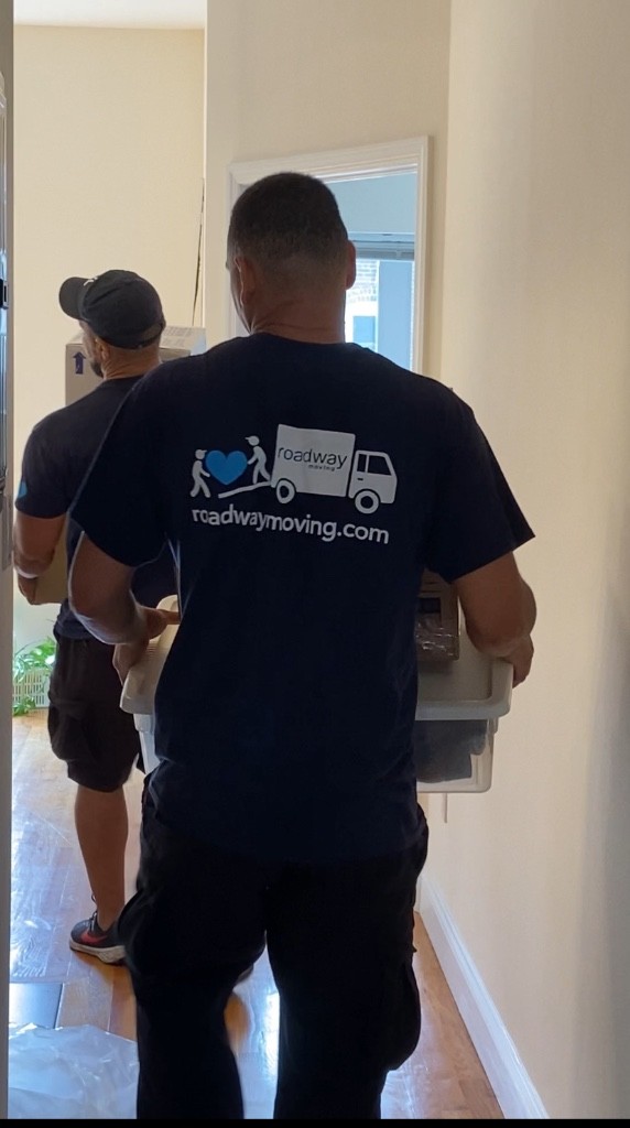 Photo by Zora Vredeveld of Roadway Moving - Large