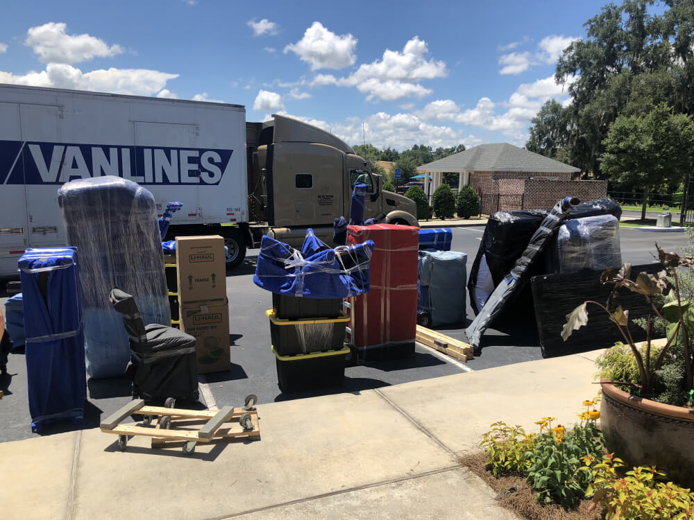 Photo by Bethell of Geo Van Lines - Large