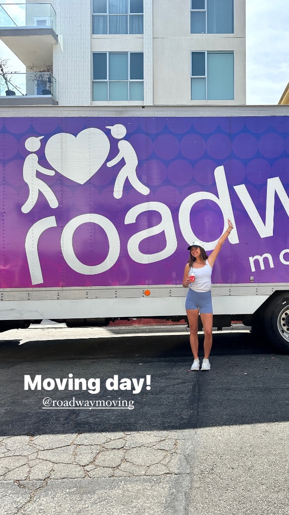 Photo by Paige Lindgren of Roadway Moving - Large